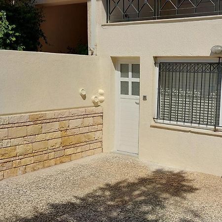 Honeybee 1 - Sunny Studio In The Center Of Rafina Экстерьер фото