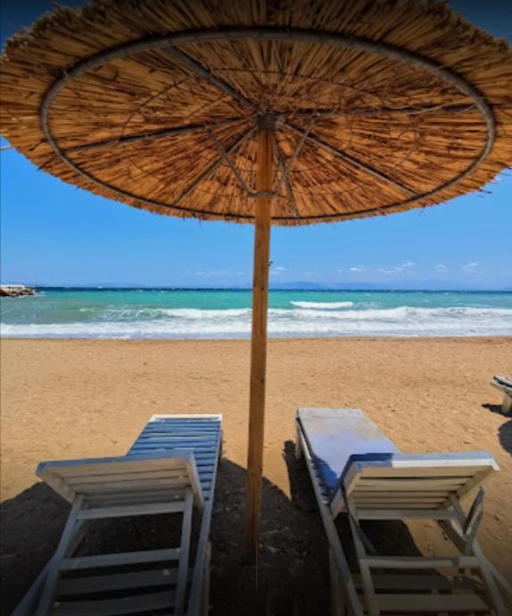 Honeybee 1 - Sunny Studio In The Center Of Rafina Экстерьер фото
